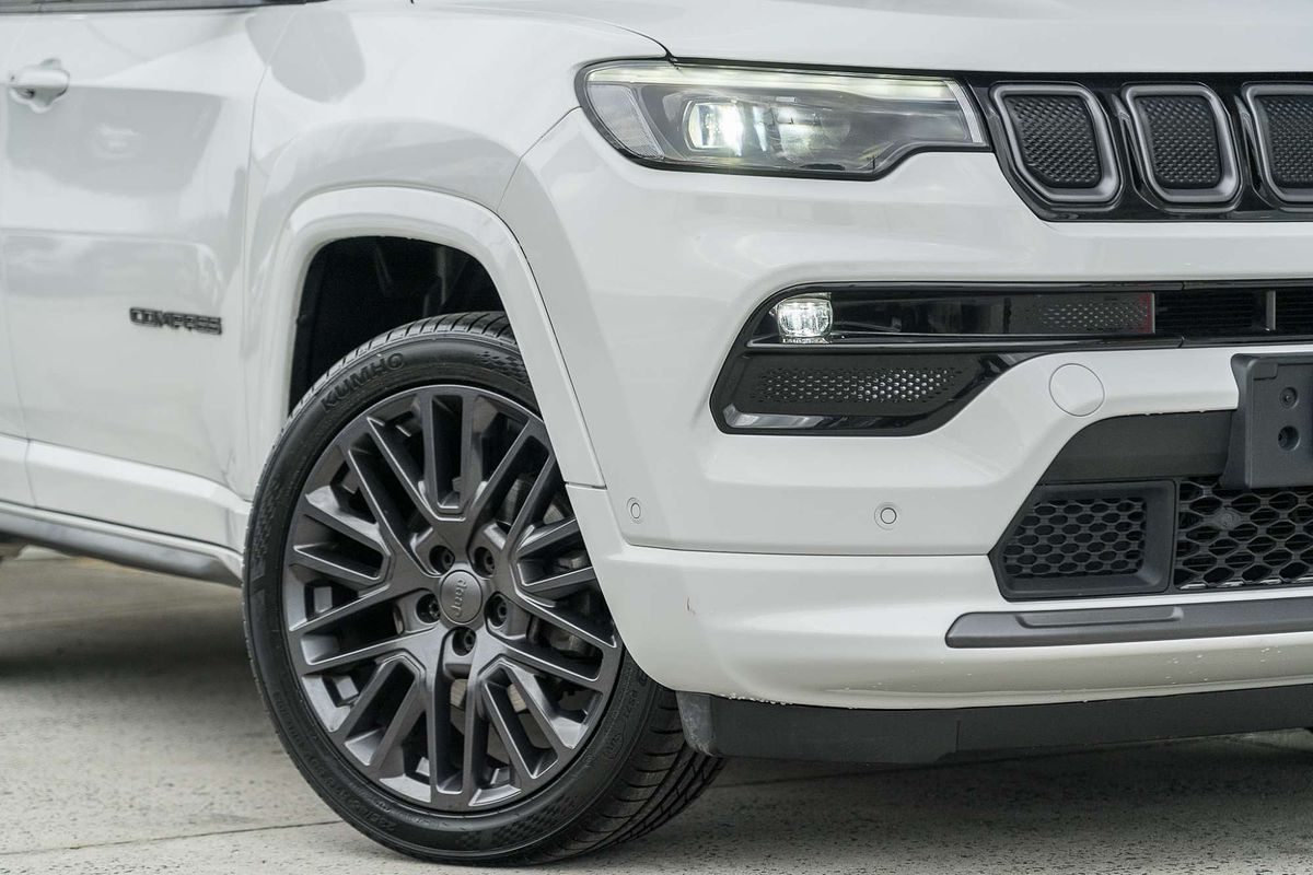 2022 Jeep Compass Limited M6
