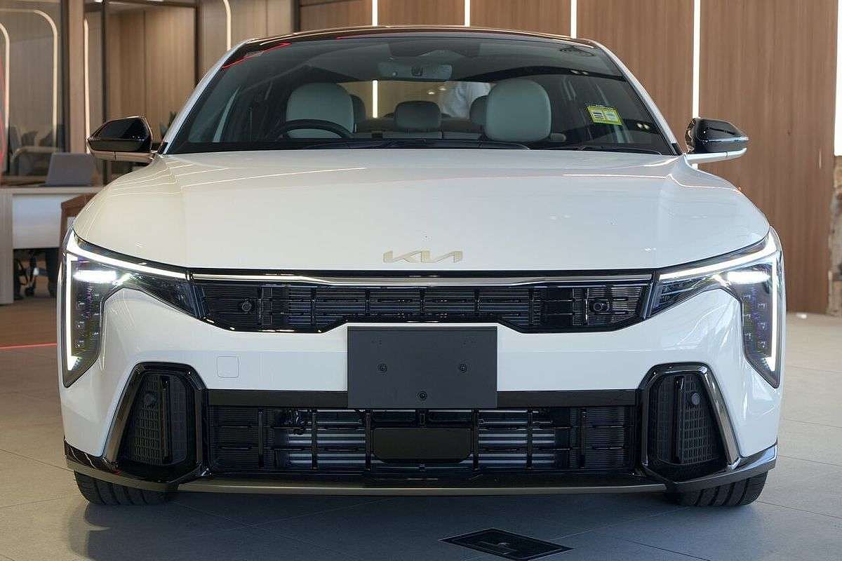 2026 Kia K4 GT-Line CL4m