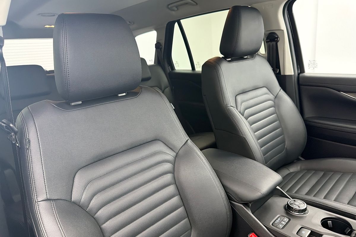 2025 Ford Everest Sport 2.0L