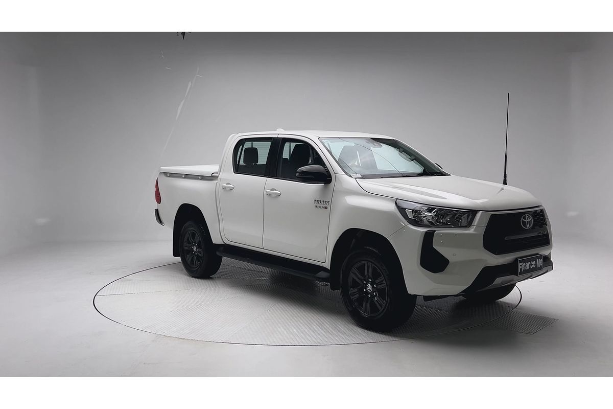 2025 Toyota Hilux SR GUN126R 4X4
