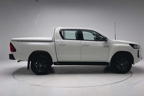 2025 Toyota Hilux SR GUN126R 4X4 thumb-8