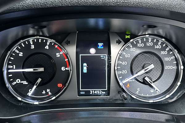 2025 Toyota Hilux SR GUN126R 4X4 thumb-13