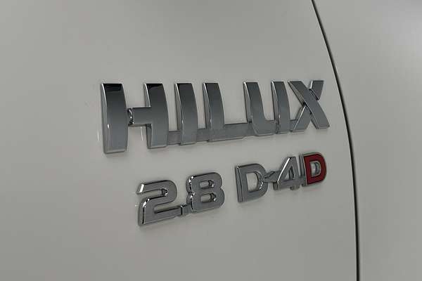 2025 Toyota Hilux SR GUN126R 4X4 thumb-21