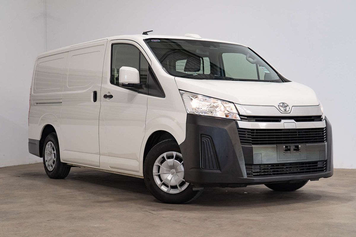 2024 Toyota Hiace GDH300R LWB