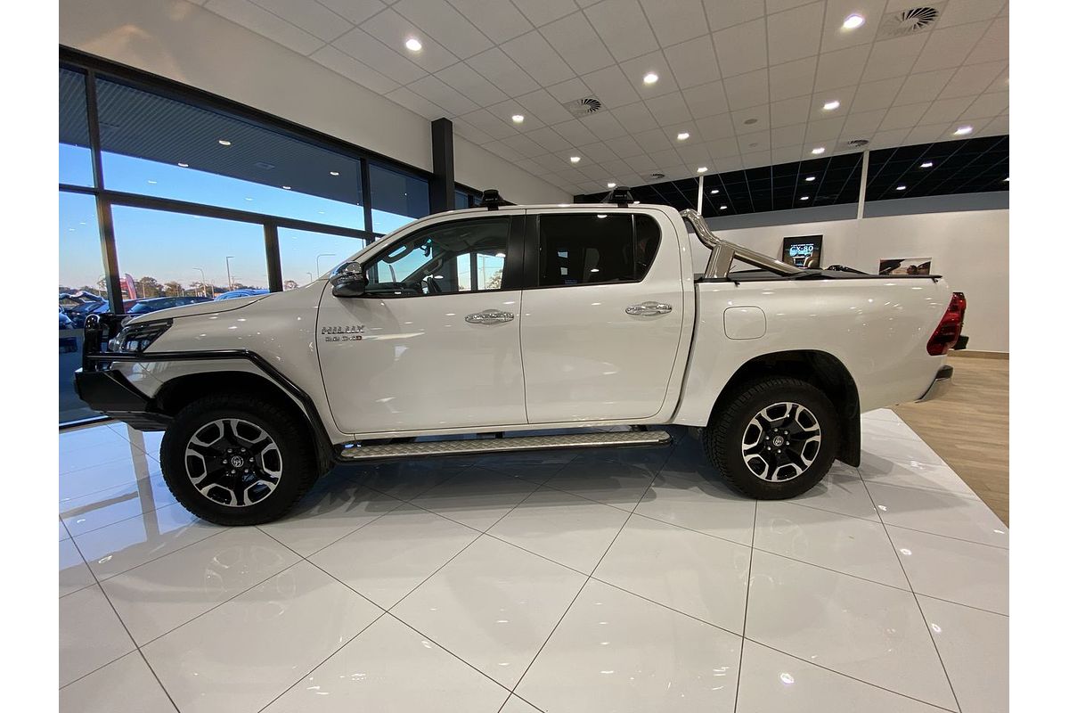 2020 Toyota Hilux SR5 GUN126R 4X4