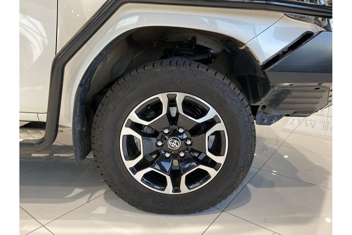2020 Toyota Hilux SR5 GUN126R 4X4