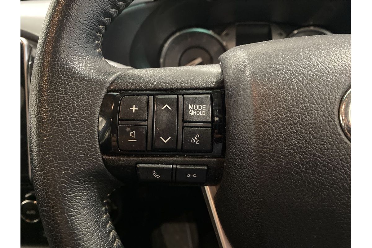 2020 Toyota Hilux SR5 GUN126R 4X4