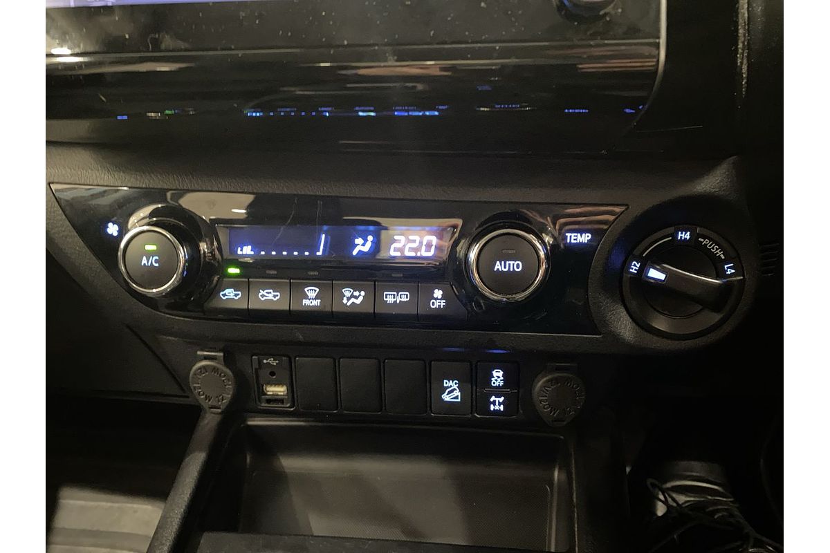 2020 Toyota Hilux SR5 GUN126R 4X4