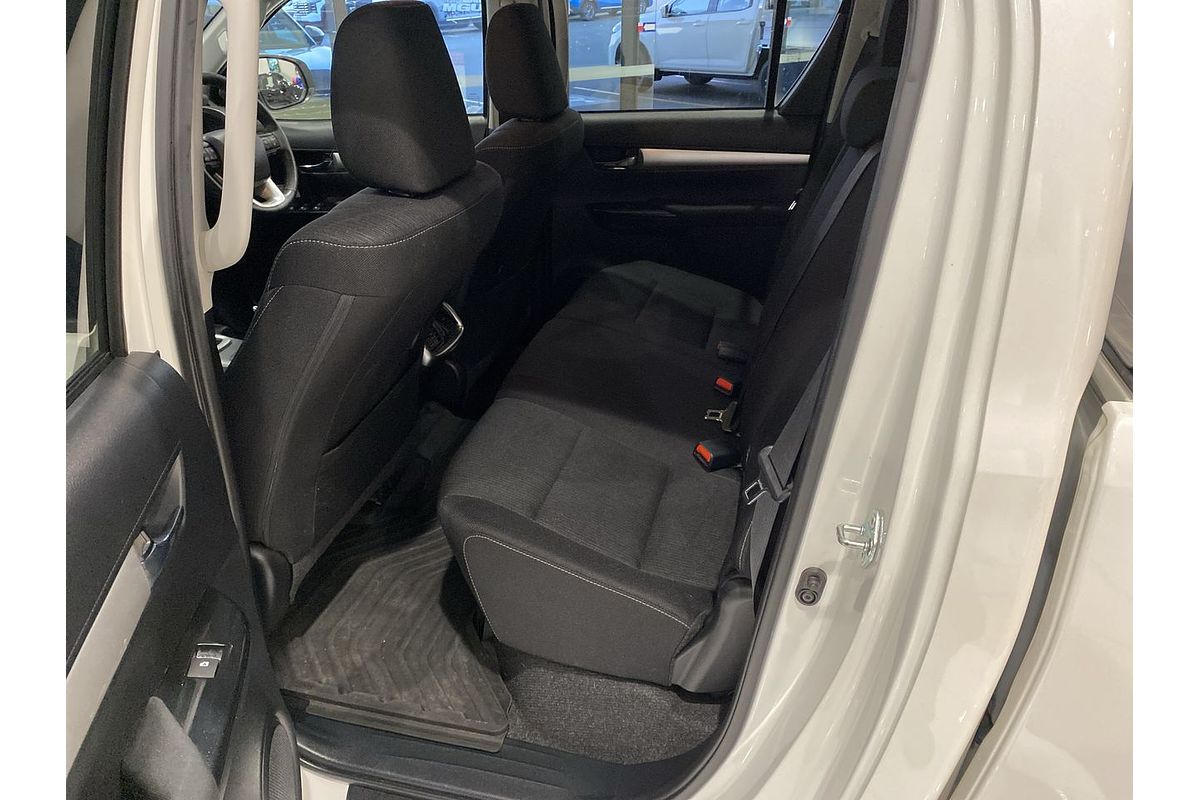 2020 Toyota Hilux SR5 GUN126R 4X4