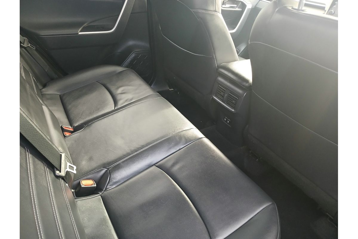 2019 Toyota RAV4 Cruiser AXAH54R image 21