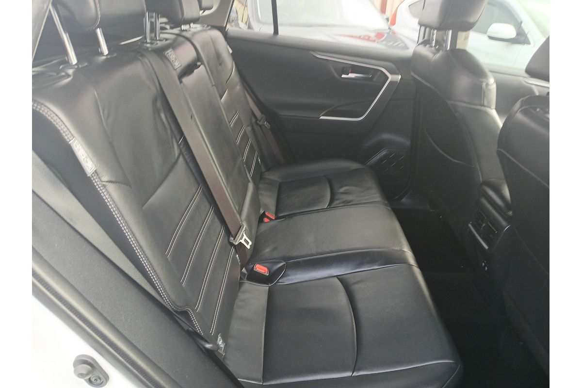 2019 Toyota RAV4 Cruiser AXAH54R image 22