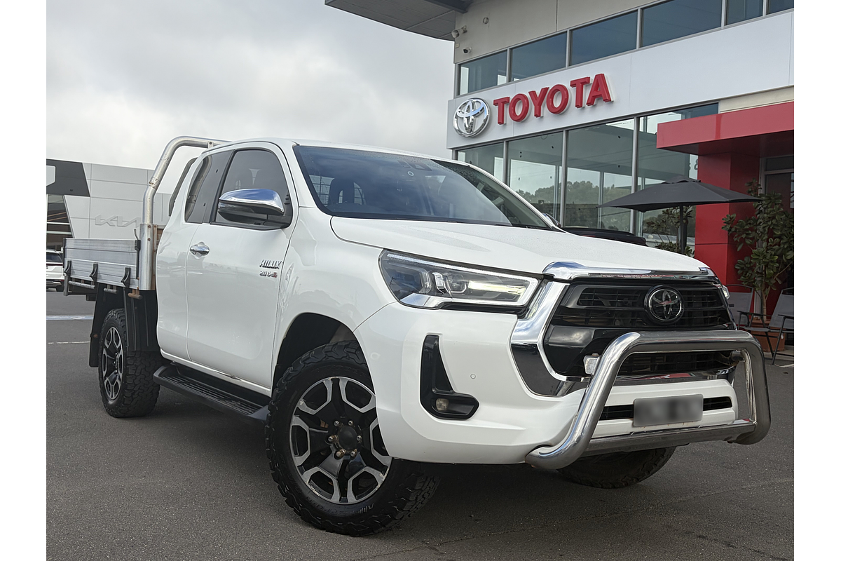 2023 Toyota Hilux SR5 GUN126R