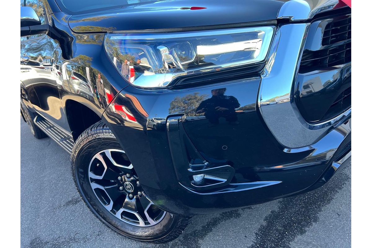 2022 Toyota Hilux SR5 GUN126R 4X4