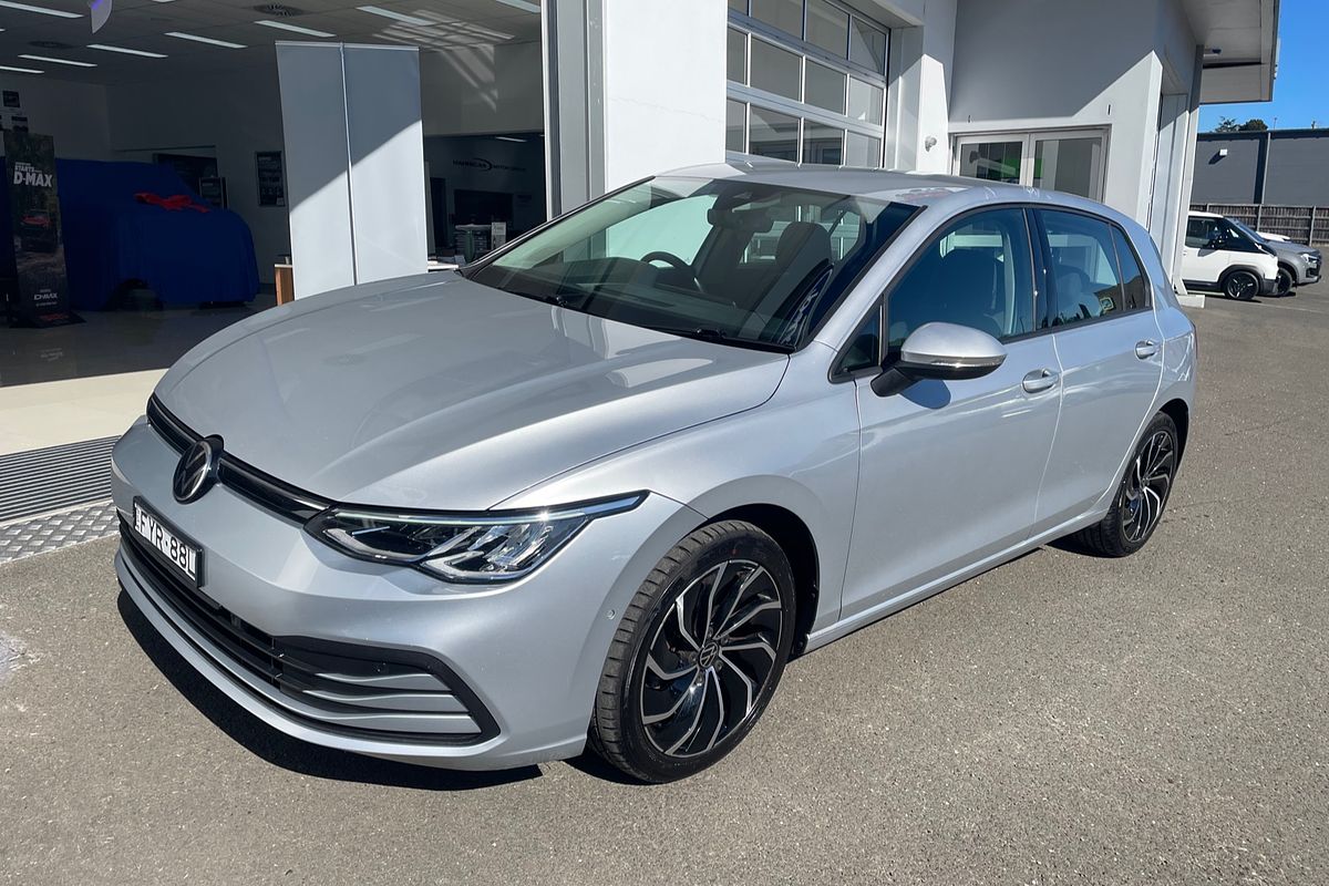 2022 Volkswagen Golf 110TSI Life 8