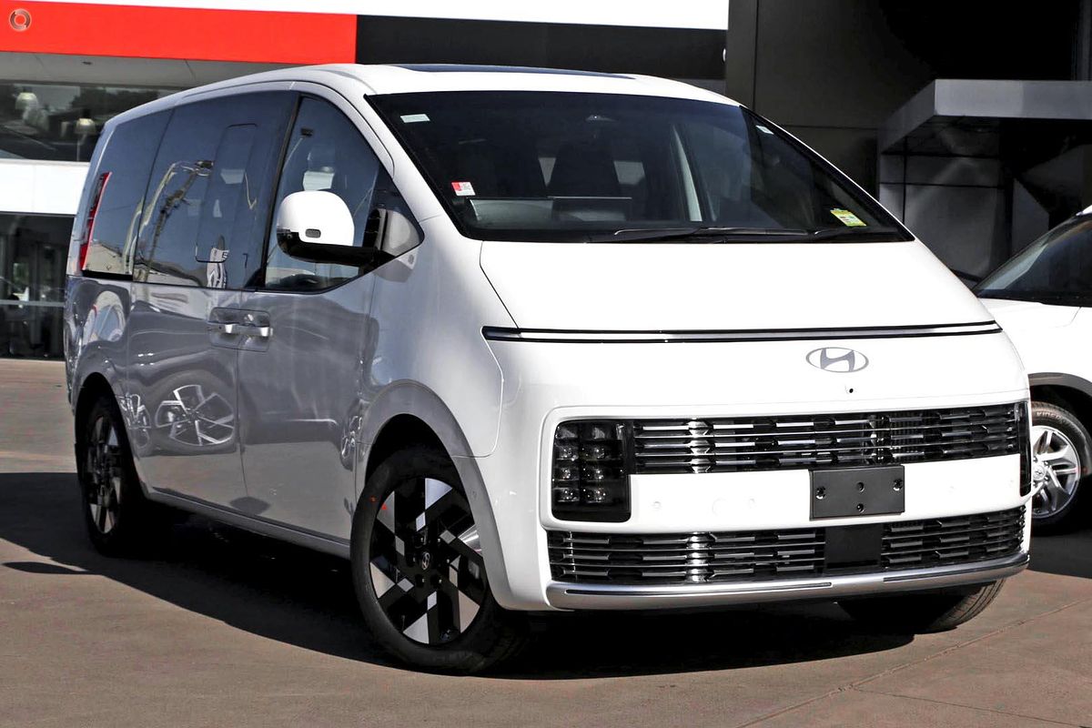 2026 Hyundai STARIA Lounge US4.V4