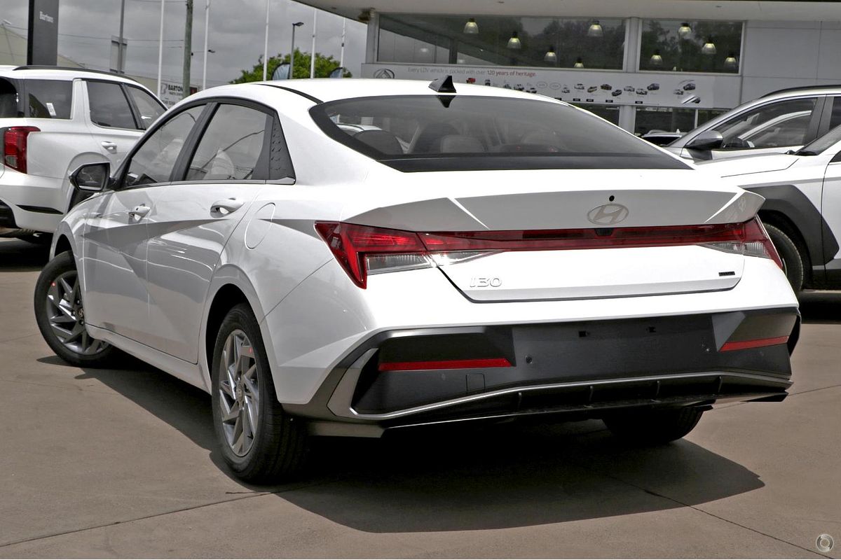 2026 Hyundai i30 Elite Hybrid CN7.V4