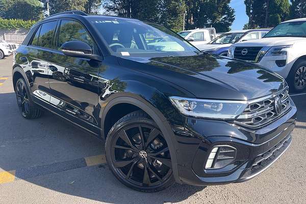 2025 Volkswagen T-Roc 140TSI R-Line D11