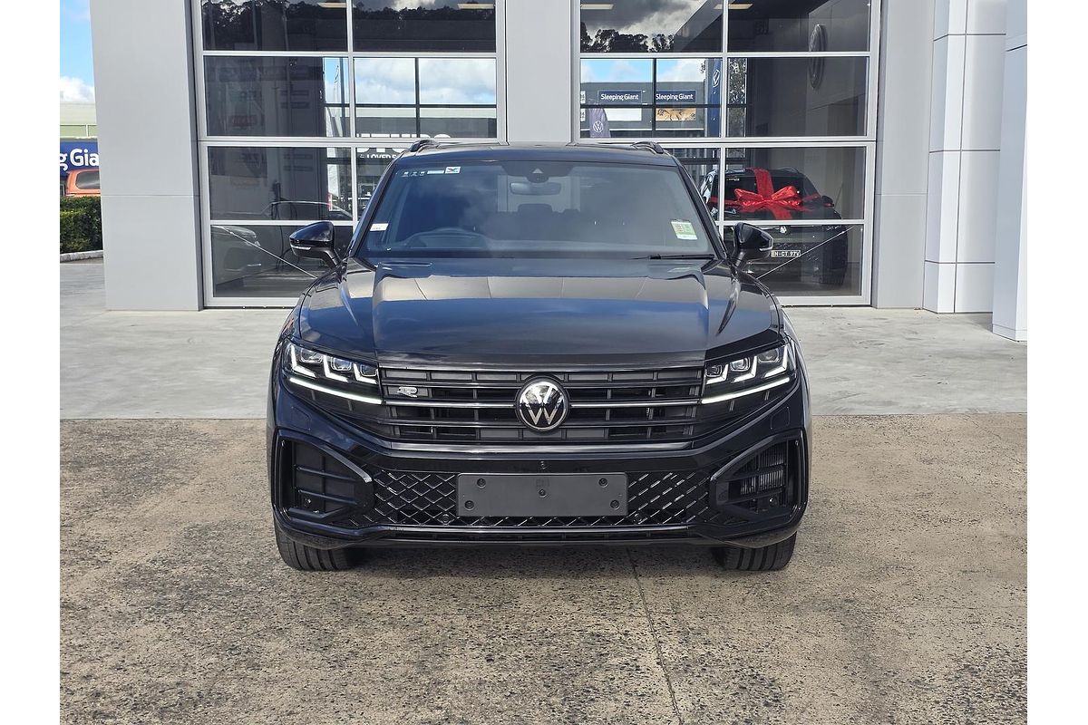 2025 Volkswagen Touareg 210TDI Wolfsburg Edition RC