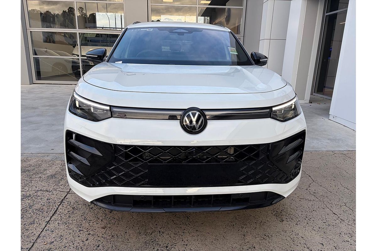 2026 Volkswagen Tayron 200TSI eHybrid R-Line R4