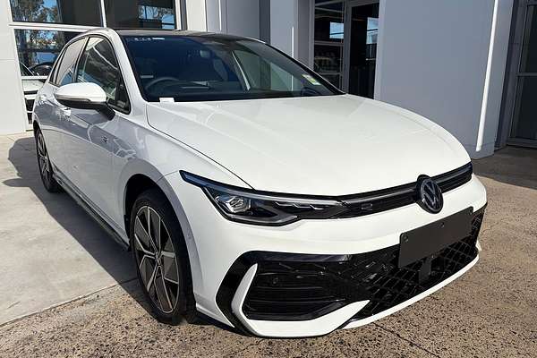 2026 Volkswagen Golf 110TSI R-Line 8.5