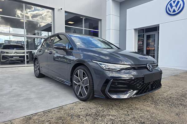 2026 Volkswagen Golf 110TSI R-Line 8.5