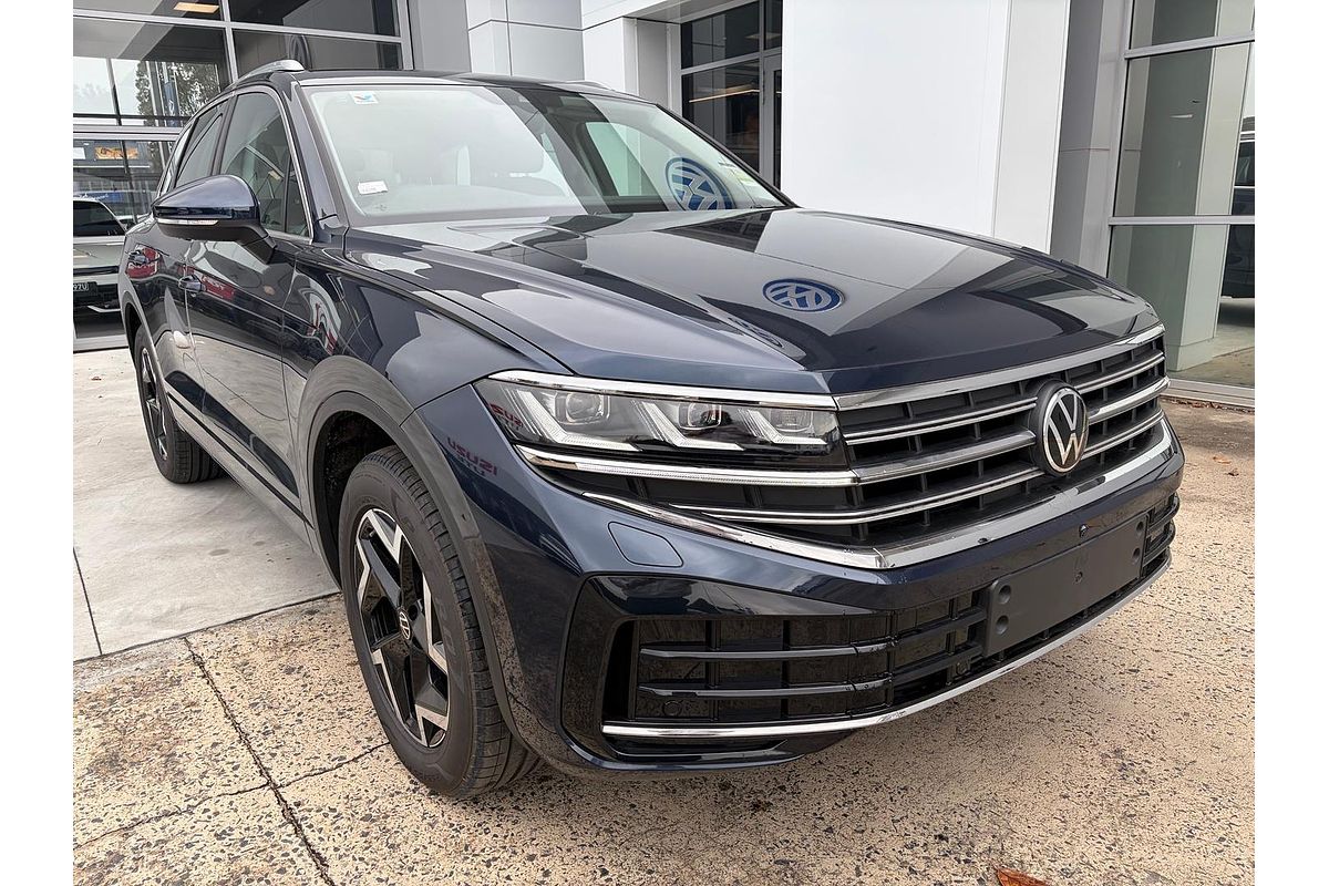2025 Volkswagen Touareg 170TDI RC