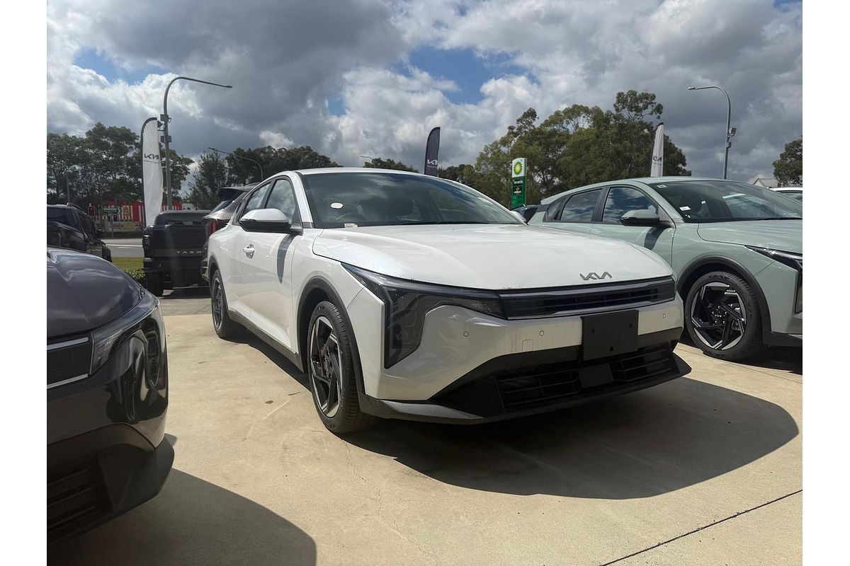 2025 Kia K4 Sport+ CL4m