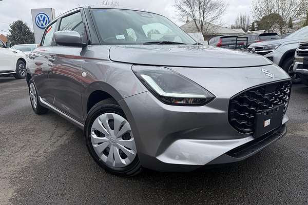 2025 Suzuki Swift Hybrid UZ