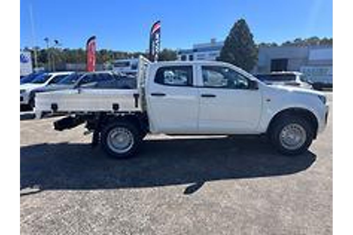 2025 Isuzu D-MAX SX 4X4