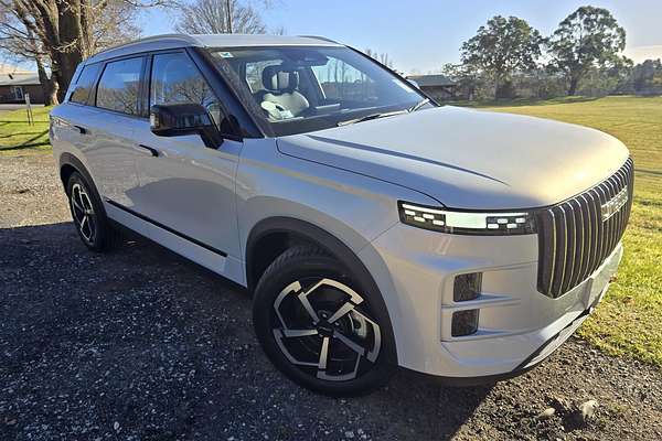 2025 OMODA JAECOO J7 Track