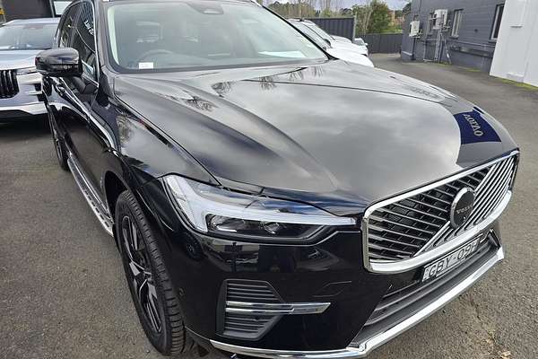 2025 Volvo XC60 Plus B5 Bright