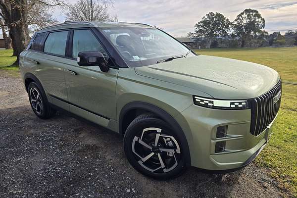 2025 OMODA JAECOO J7 Track