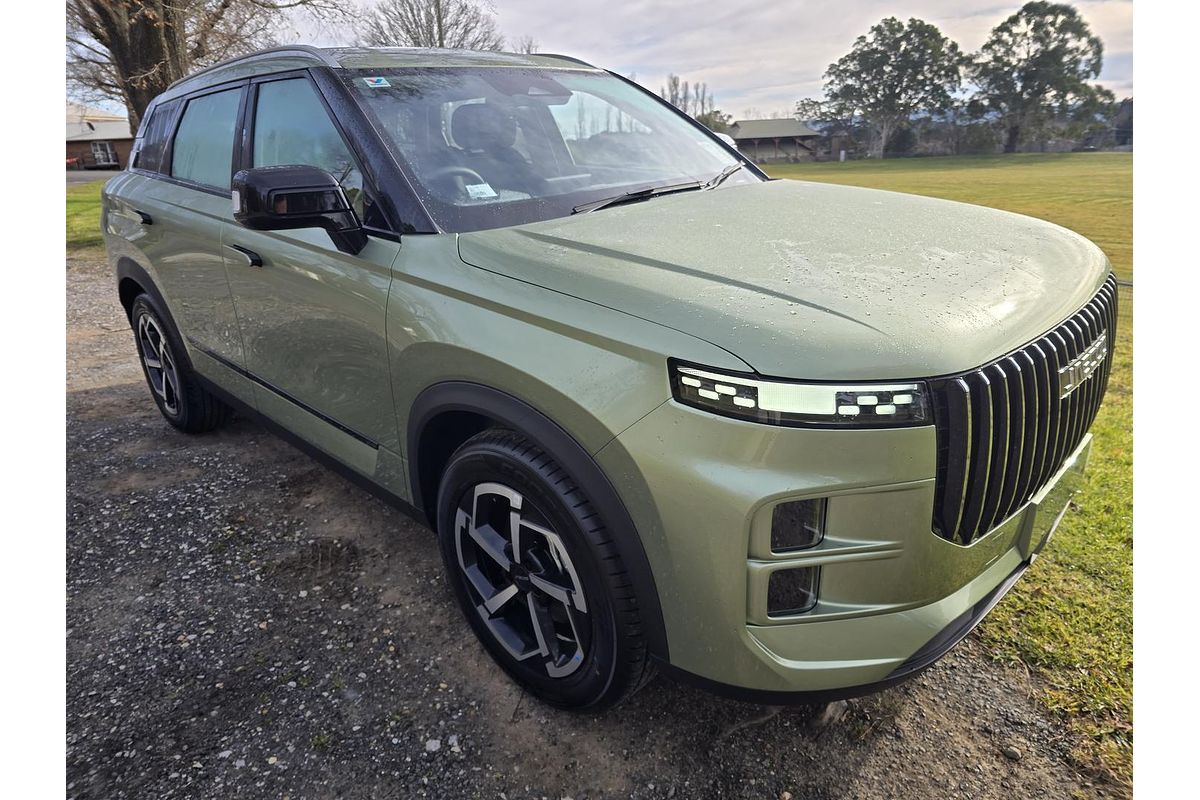 2025 OMODA JAECOO J7 Track