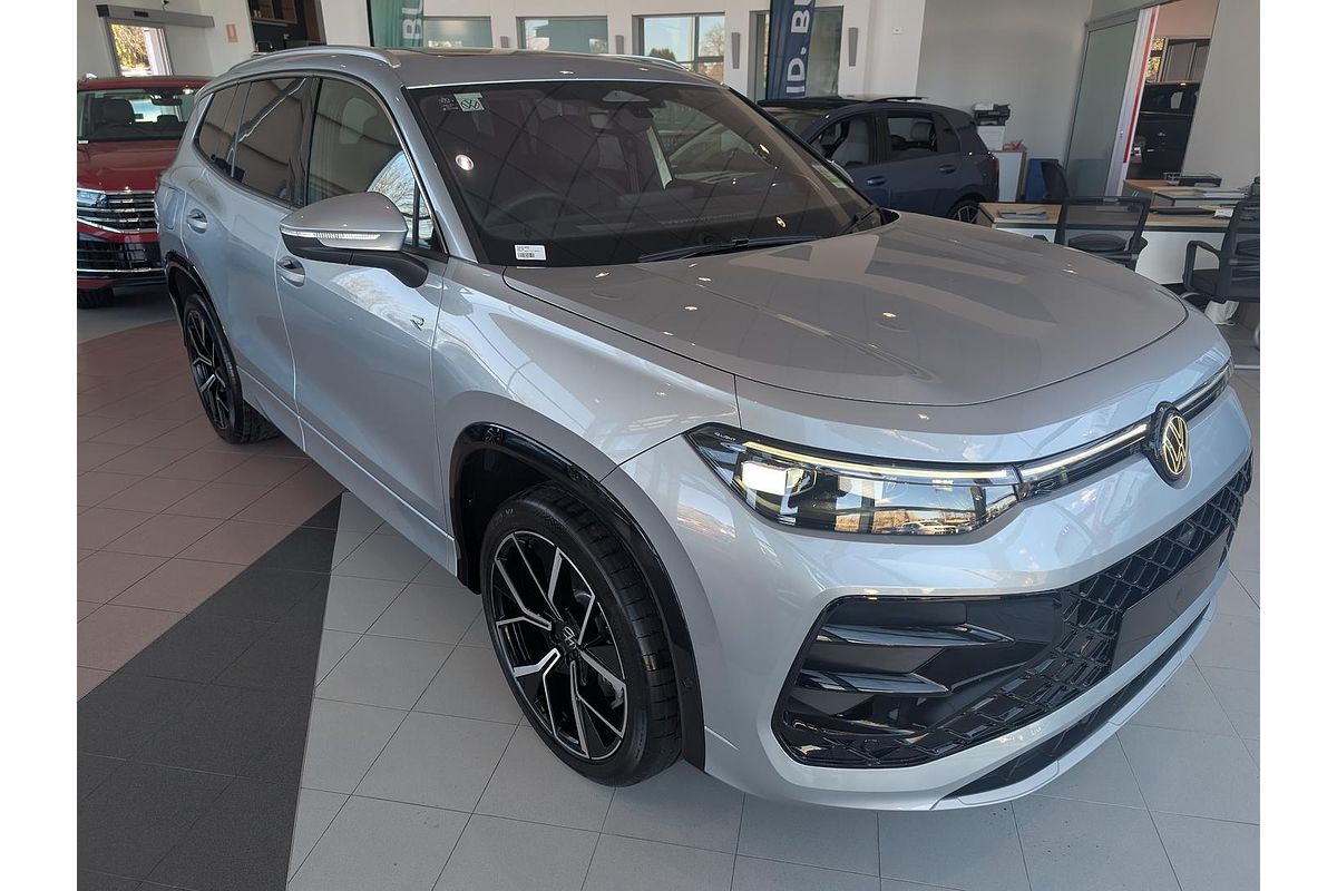 2025 Volkswagen Tayron 195TSI R-Line R4