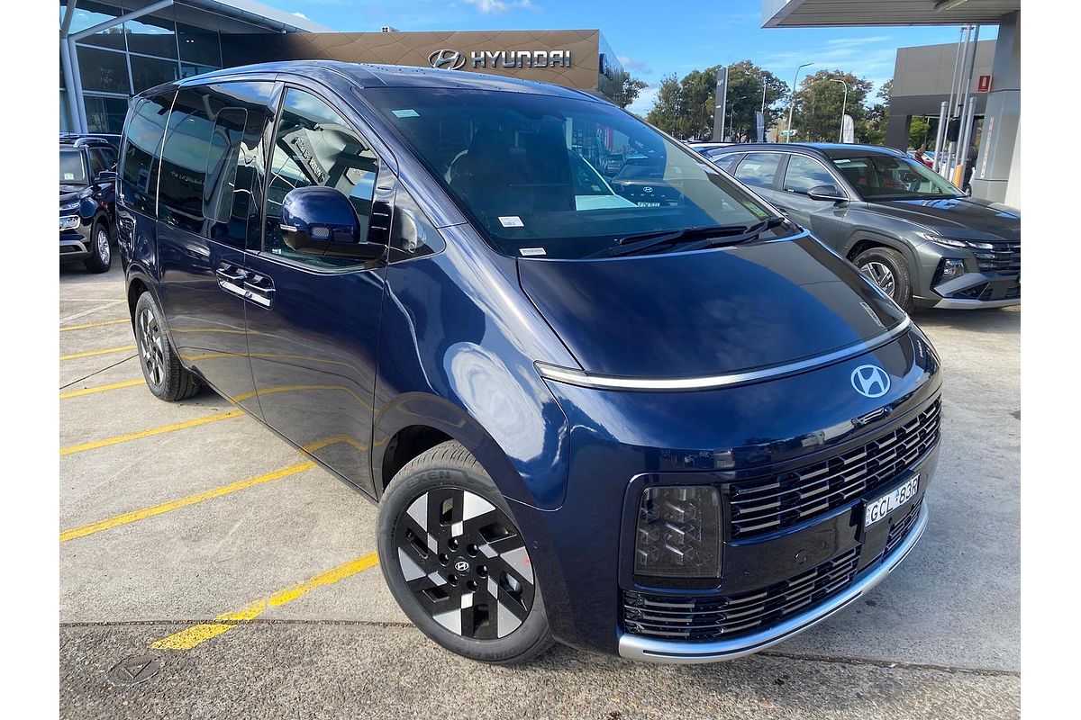 2026 Hyundai STARIA Lounge US4.V4
