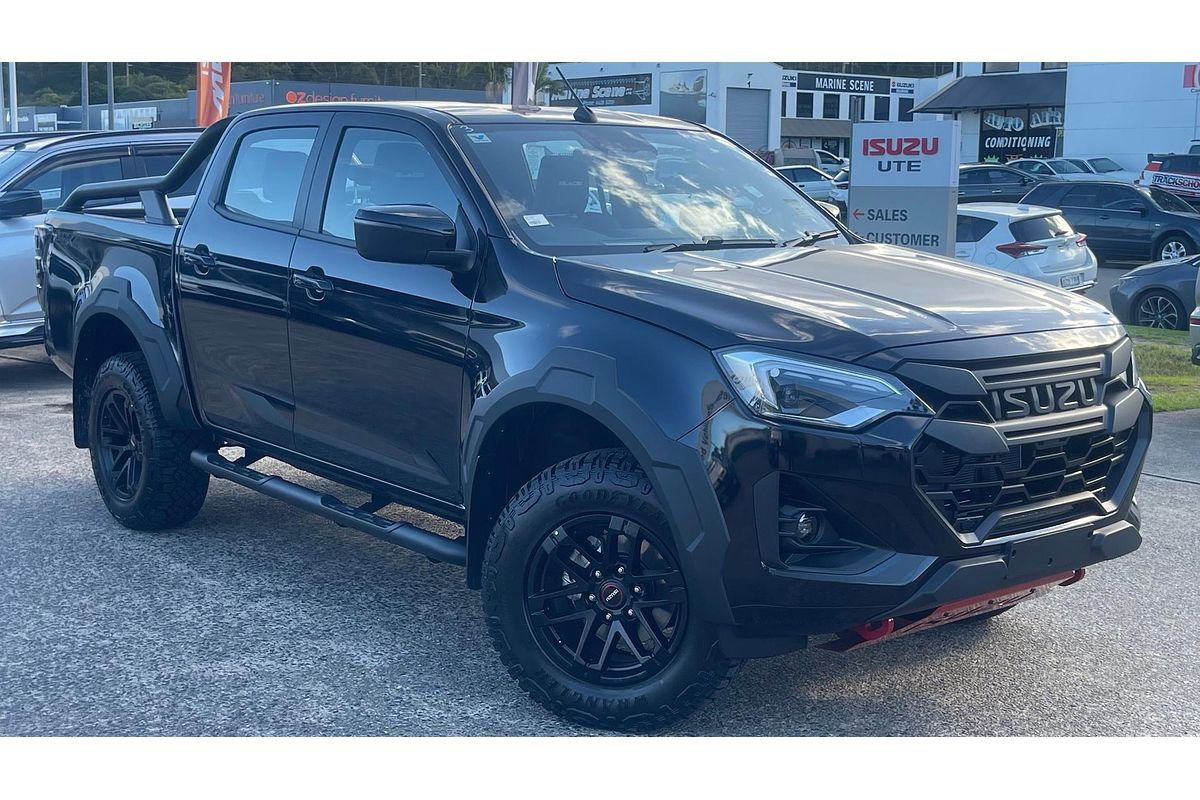 2025 Isuzu D-MAX BLADE 4X4