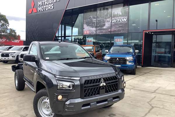 2025 Mitsubishi Triton GLX MV 4X4