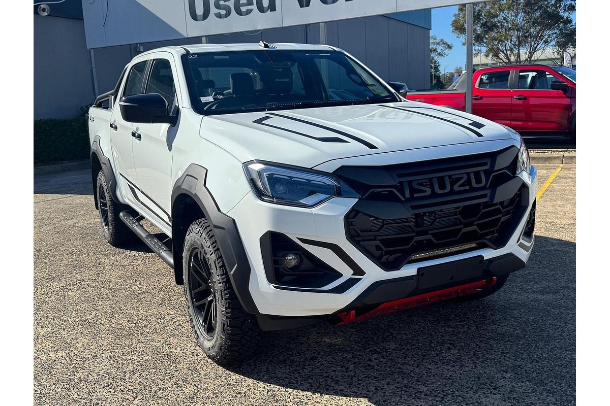 2025 Isuzu D-MAX BLADE 4X4