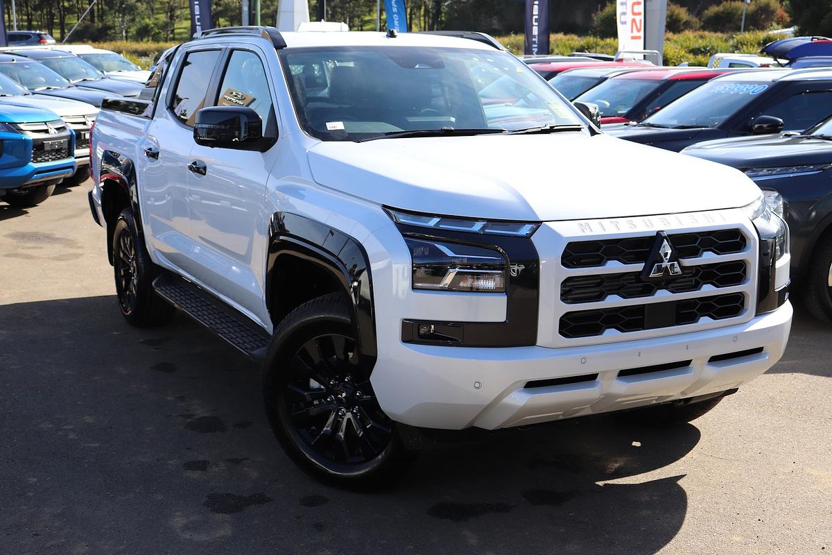 2024 Mitsubishi Triton GSR MV 4X4