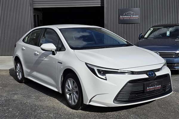 2024 Toyota Corolla Ascent Sport Hybrid ZWE219R