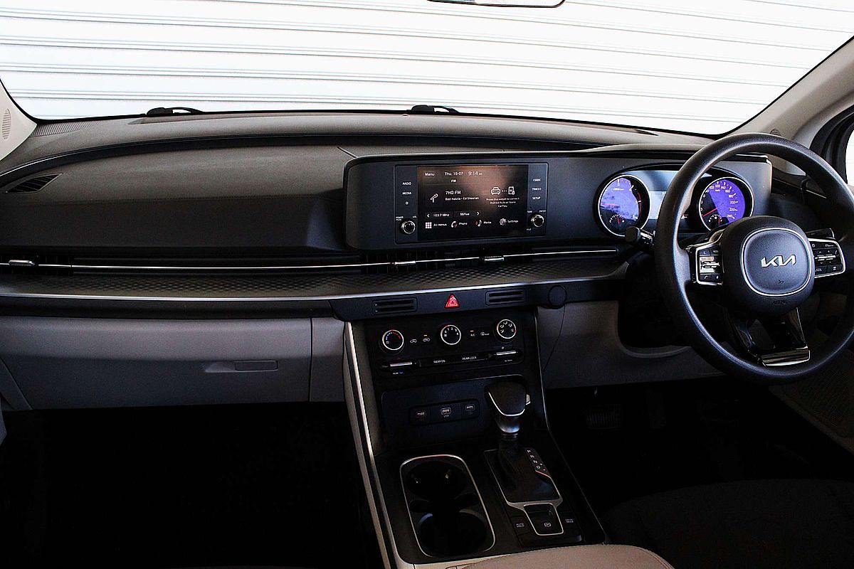 2024 Kia Carnival S KA4
