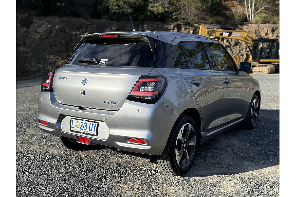 2024 Suzuki Swift Hybrid GLX UZ
