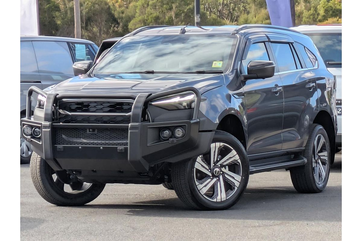 2026 Isuzu MU-X LS-T
