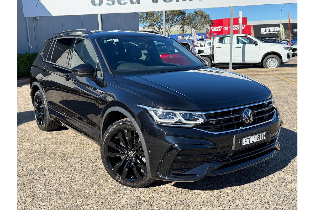 2024 Volkswagen Tiguan Wolfsburg Edition Allspace 5N