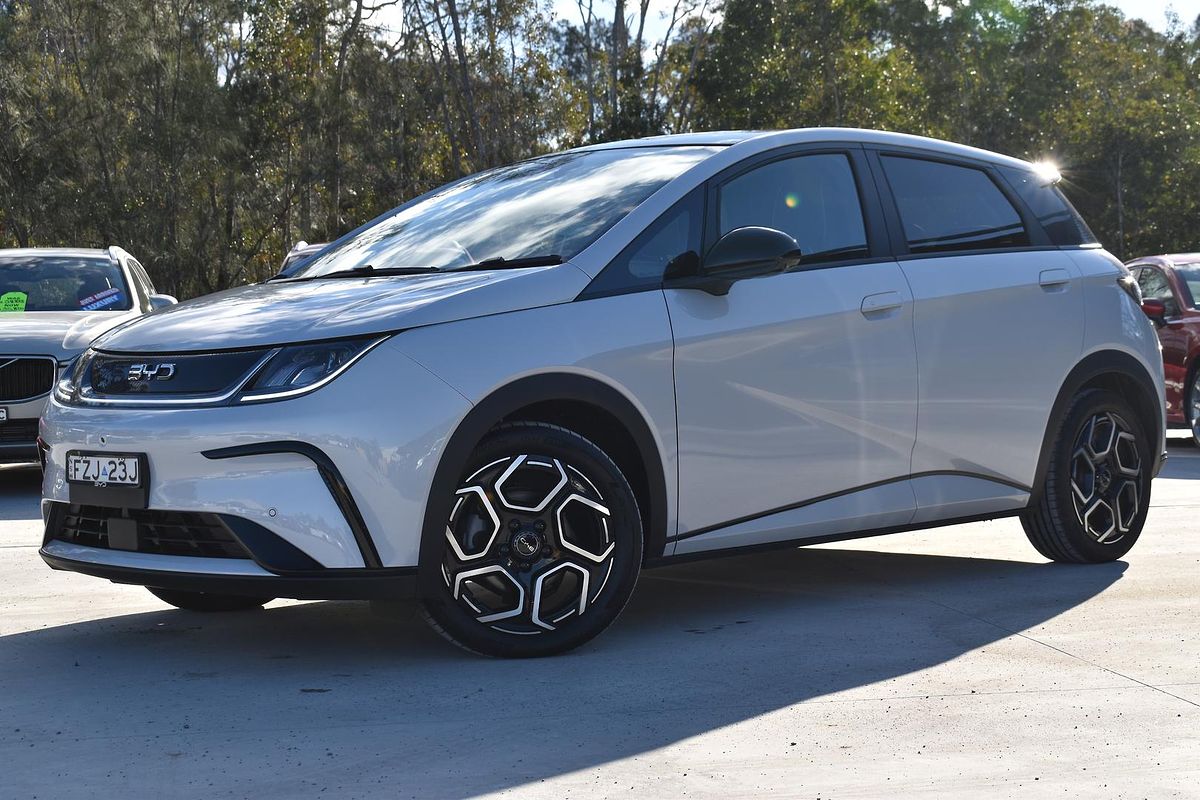 2025 BYD DOLPHIN Premium