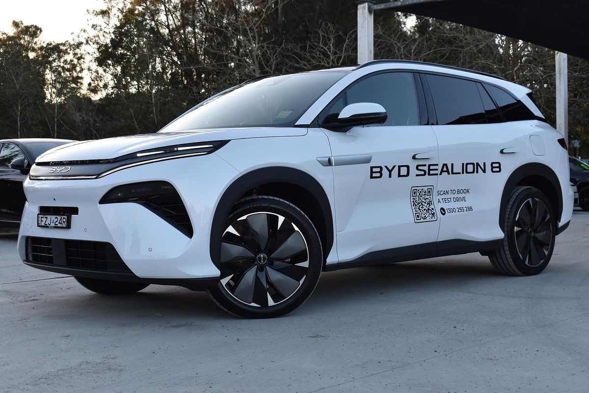 2025 BYD SEALION 8 Premium AWD