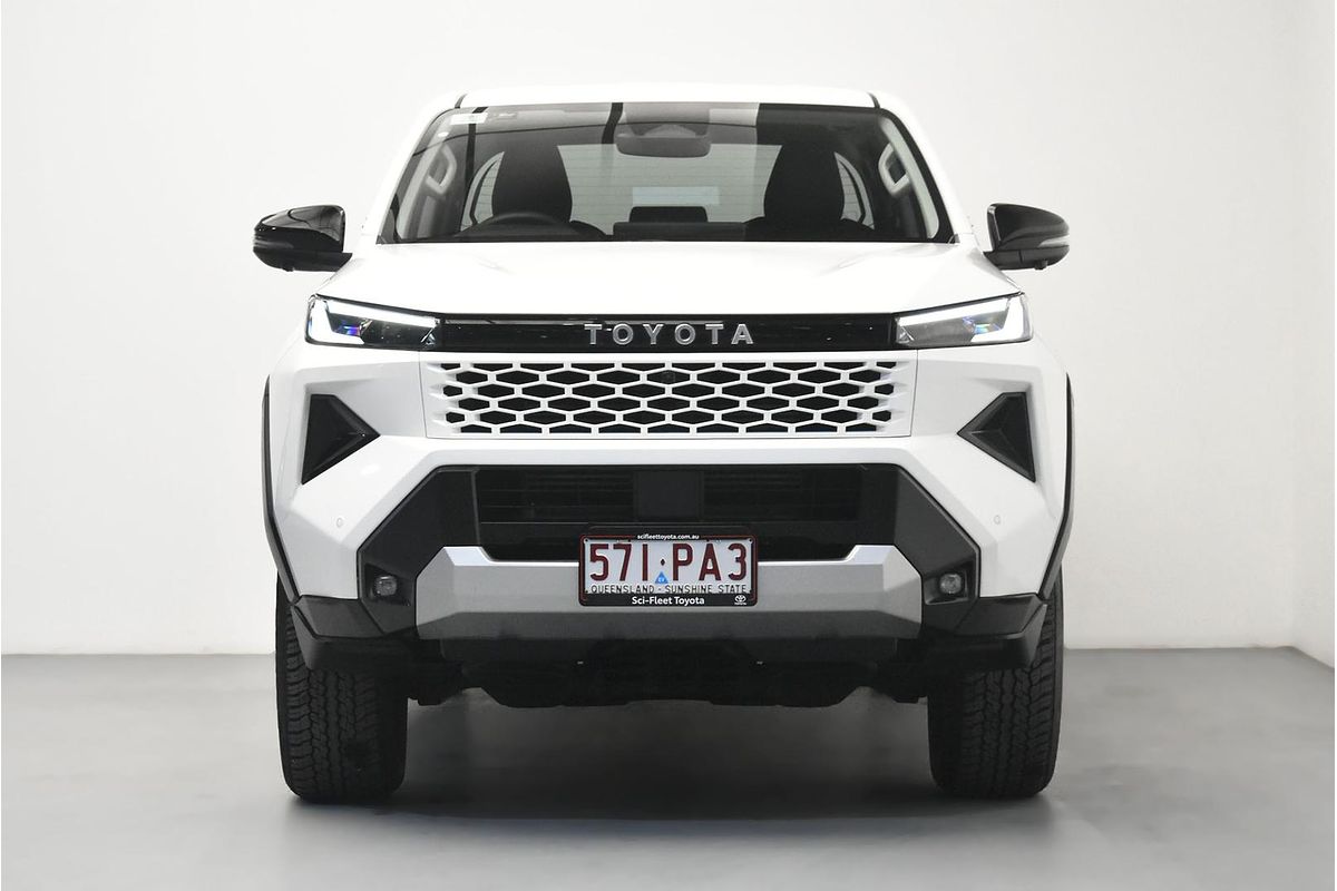 2025 Toyota Hilux SR5 48V GUN227R 4X4