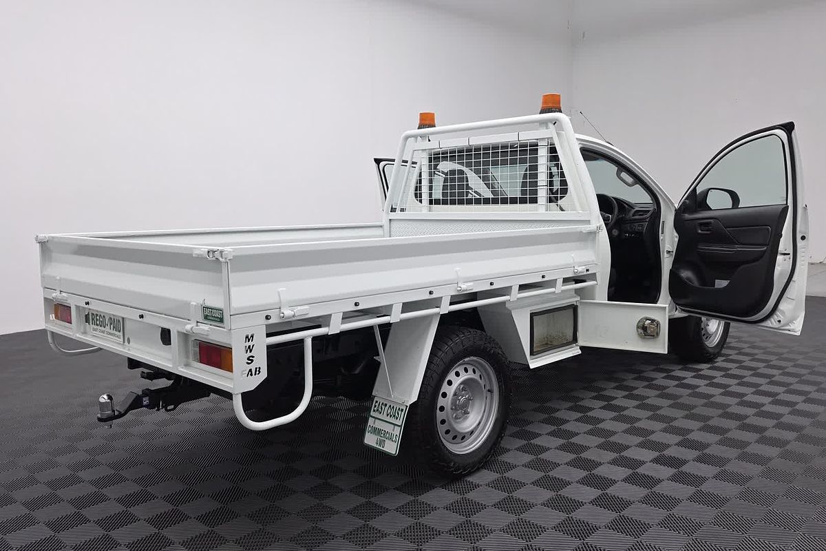 2020 Mitsubishi Triton GLX MR 4X4