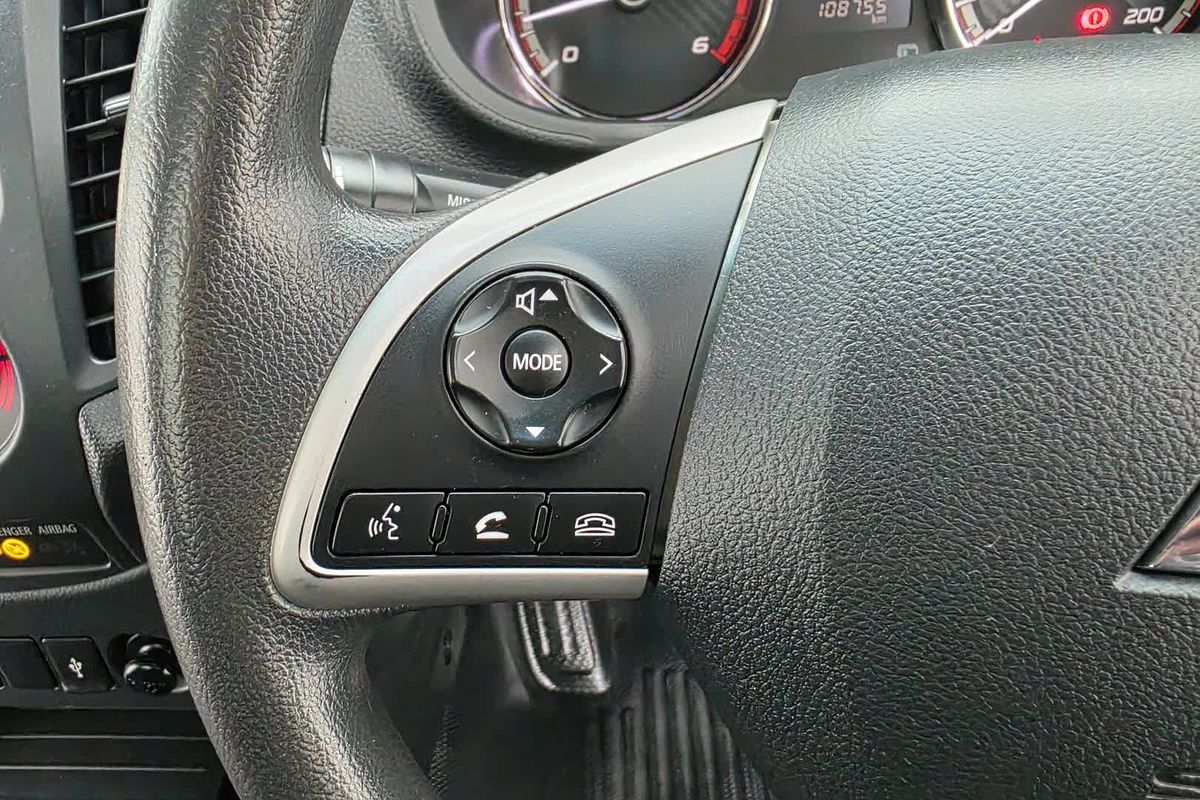2020 Mitsubishi Triton GLX MR 4X4