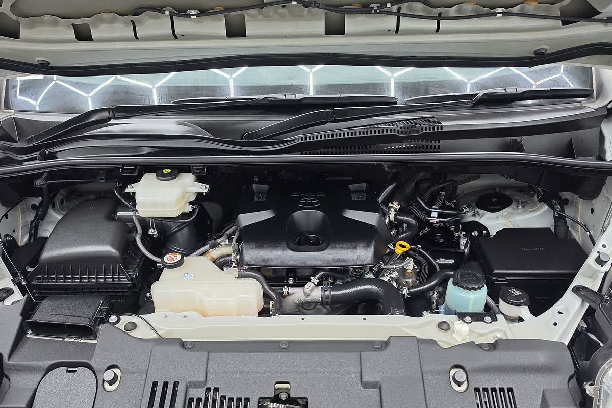2022 Toyota Hiace GDH300R LWB